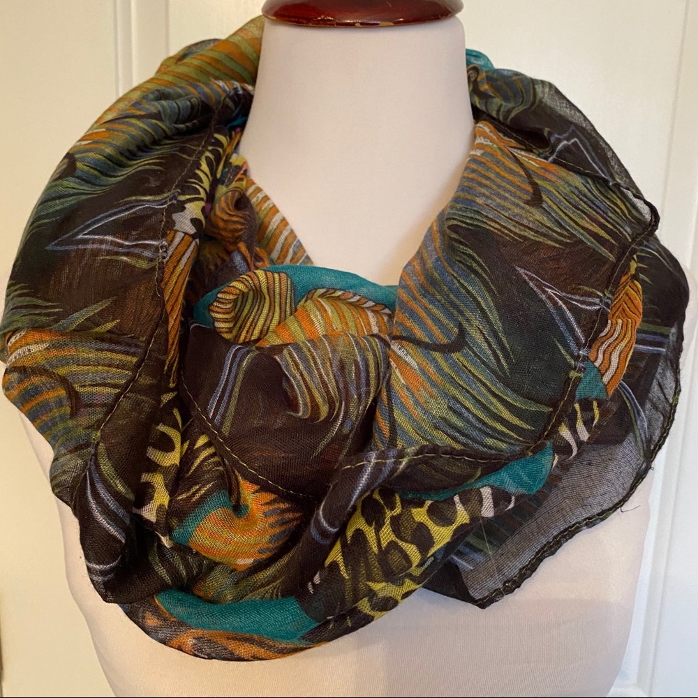 TASHA SCARF ETERNITY WRAP GREEN BLUE BLACK BUTTERFLY PRINT ACCESSORY - Picture 2 of 5